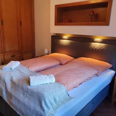 Enjoy 110qm Im Historischen Zentrum Sopron